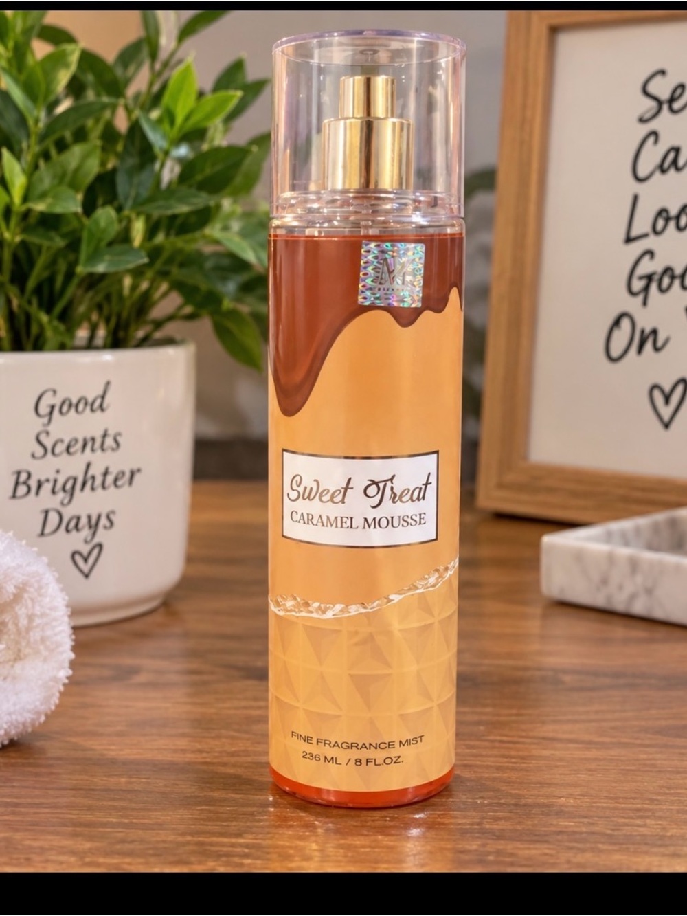 Caramel Mousse Fine Fragrance Mist - Golden Brown